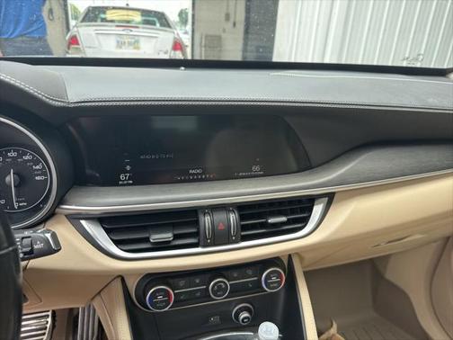 2018 Alfa Romeo Stelvio Ti Lusso