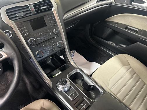 2017 Ford Fusion Hybrid S