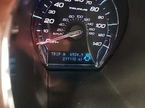 2011 Ford Taurus Limited