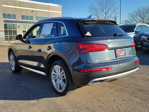 2018 Audi Q5 2.0T Premium Plus