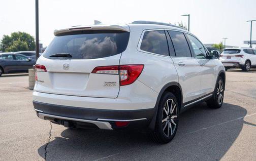 2019 Honda Pilot Touring 8-Passenger
