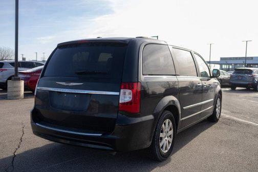 2015 Chrysler Town & Country Touring
