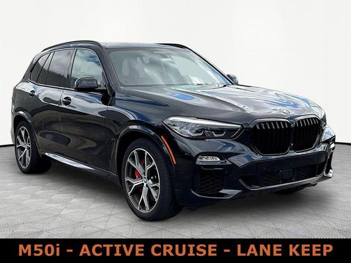 Black Sapphire Metallic 2021 BMW X5 M50i