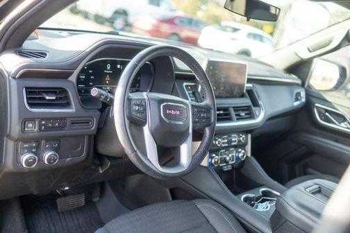 2023 GMC Yukon XL SLE