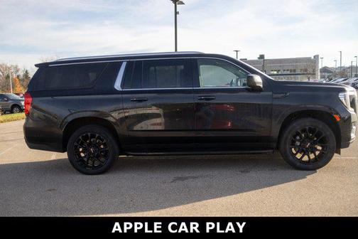 2023 GMC Yukon XL SLE