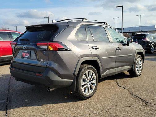 2023 Toyota RAV4 XLE Premium