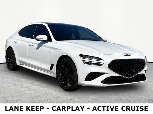 Uyuni White 2023 Genesis G70 2.0T AWD