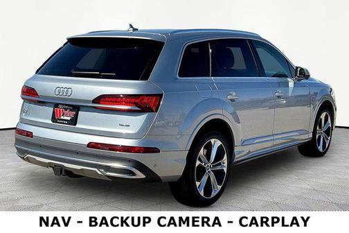 2023 Audi Q7 55 Premium Plus