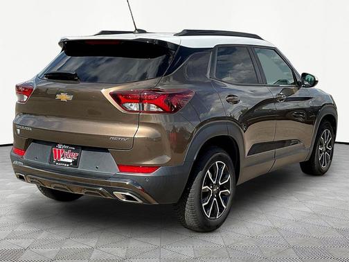 Zeus Bronze Metallic 2021 Chevrolet Trailblazer ACTIV