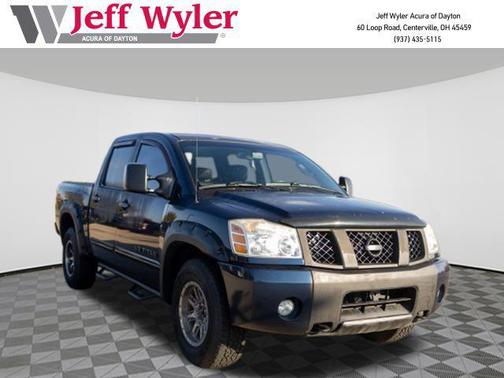 2006 Nissan Titan SE Crew Cab