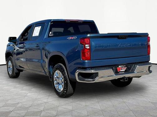 Lakeshore Blue Metallic 2024 Chevrolet Silverado 1500 LT