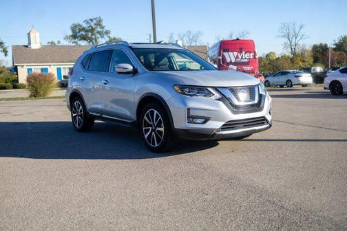 2017 Nissan Rogue SL