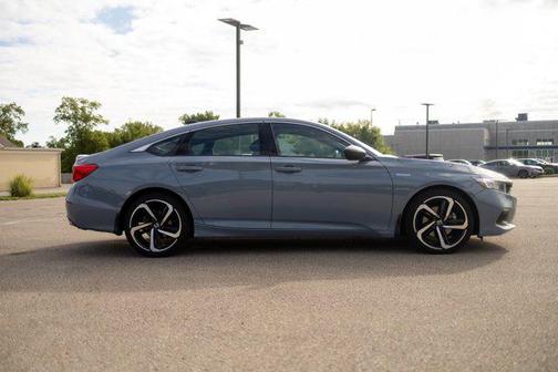 2022 Honda Accord Hybrid Base