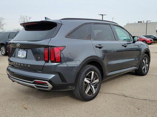 2021 Kia Sorento S