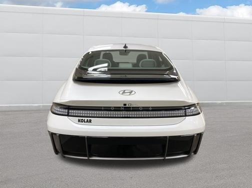 2025 Hyundai IONIQ 6 SEL