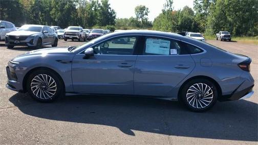 2026 Hyundai SONATA Hybrid Limited