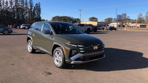 2026 Hyundai TUCSON SE