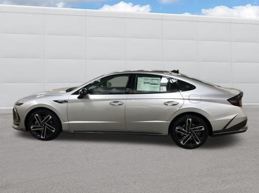 2025 Hyundai SONATA N Line