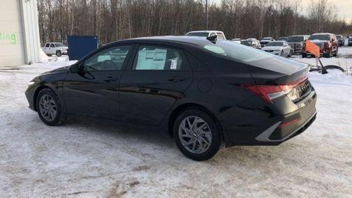 2026 Hyundai ELANTRA HEV Blue