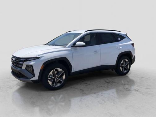 White Pearl 2026 Hyundai TUCSON SEL