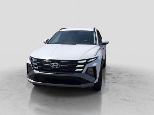 White Pearl 2026 Hyundai TUCSON SEL