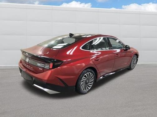 2025 Hyundai SONATA Hybrid Limited