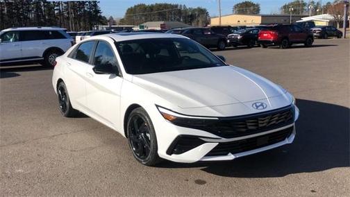 2026 Hyundai ELANTRA SEL