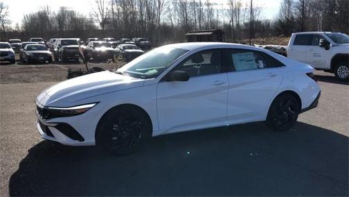 2026 Hyundai ELANTRA SEL