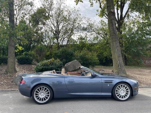 2006 Aston Martin DB9 Volante