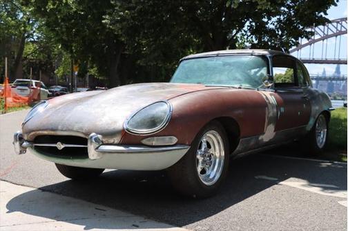 1966 Jaguar XKE Base