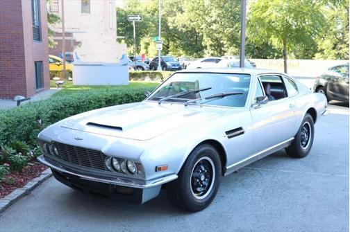 1971 Aston Martin DBS