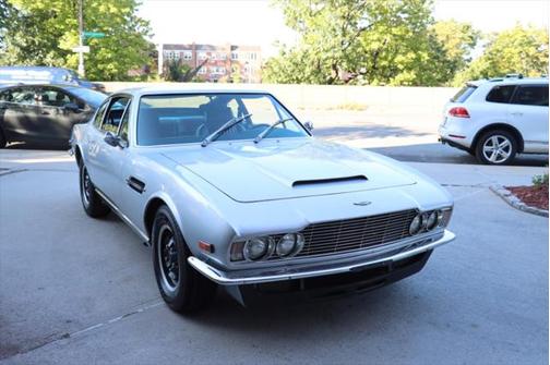 1971 Aston Martin DBS