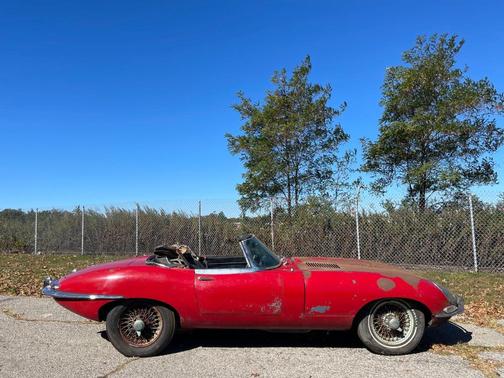 1967 Jaguar XKE Base