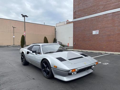 1983 Ferrari 308 Base