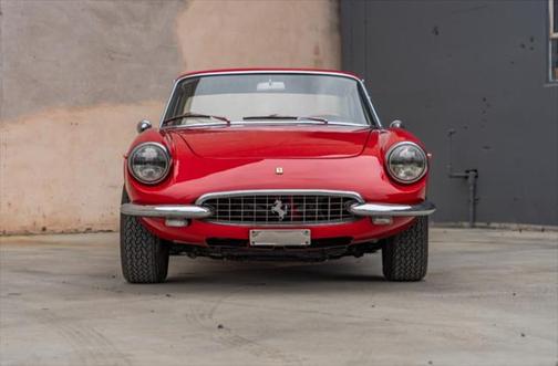 1967 Ferrari 330