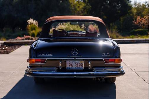 1971 Mercedes-Benz 280SE Base