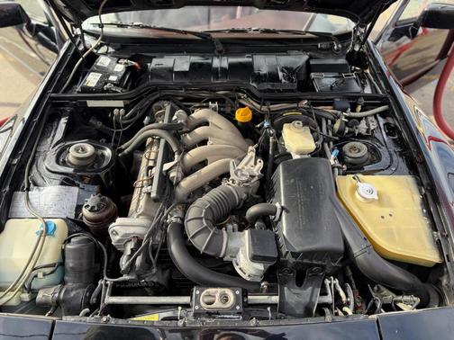 1986 Porsche 944 Hatchback