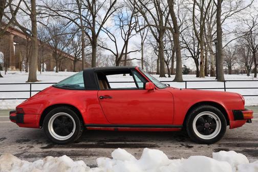1982 Porsche 911 Targa