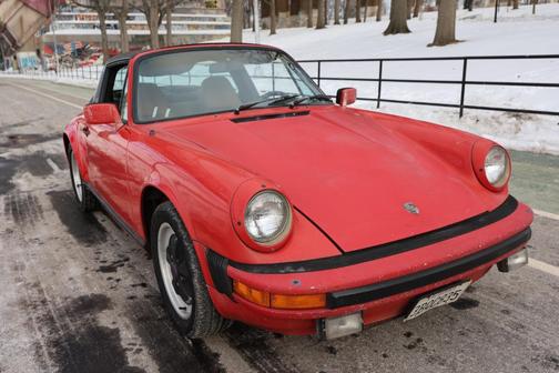 1982 Porsche 911 Targa