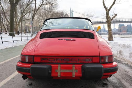 1982 Porsche 911 Targa