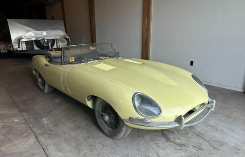 1967 Jaguar XKE Base