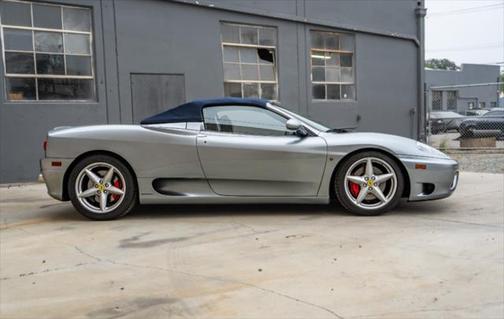 2001 Ferrari 360 Spider Base