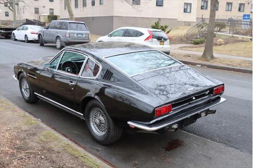 1970 Aston Martin DBS Saloon