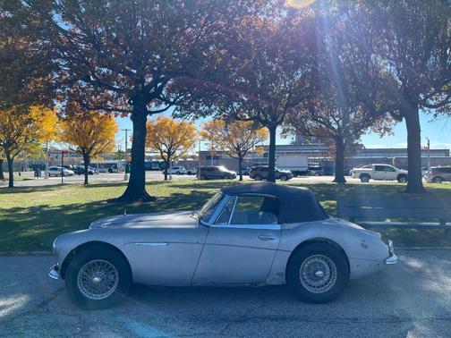 1966 Austin-Healey 3000 Mk II 