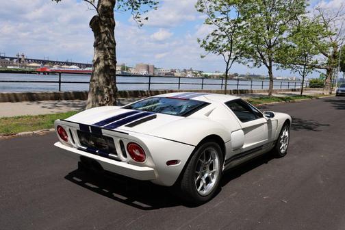 Blue Racing Stripes 2005 Ford GT Coupe