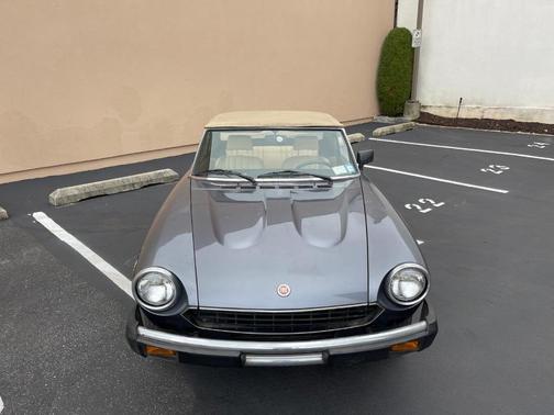 1982 FIAT Spider 2000 Base