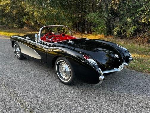 1957 Chevrolet Corvette Base