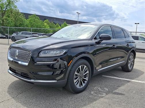 INFINITE BLACK MET CC 2023 Lincoln Nautilus RESERVE