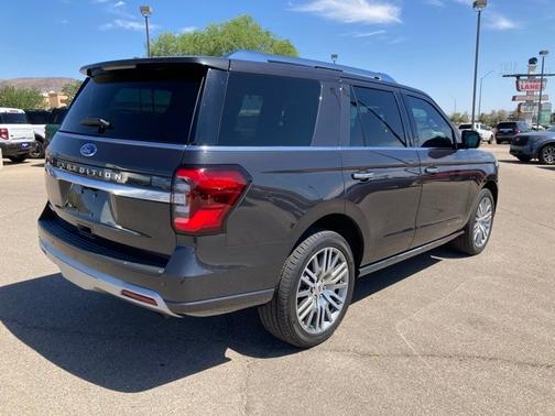 2023 Ford Expedition PLATINUM