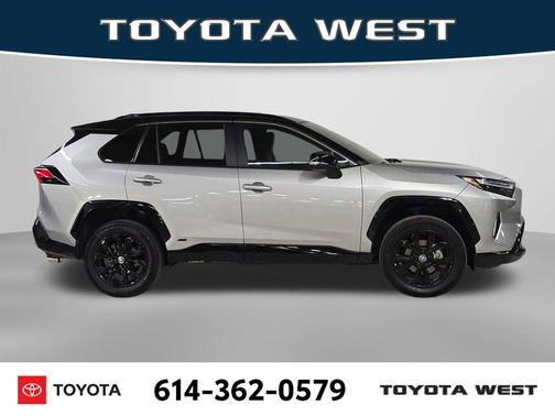2022 Toyota RAV4 Hybrid SE